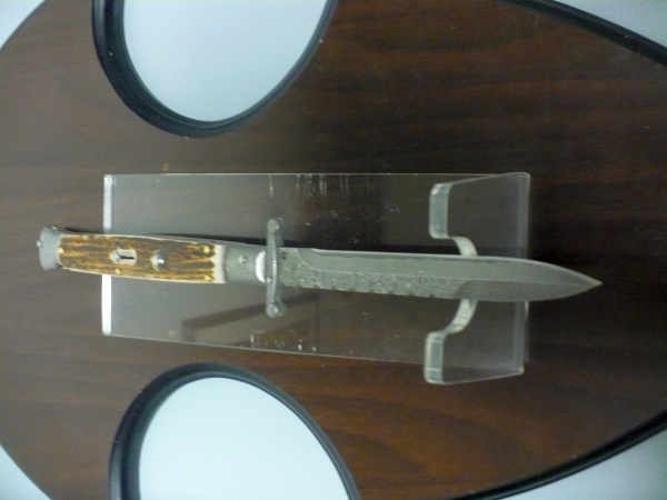 Classic swinguard - italian stiletto, coltello a scatto, 28cm - AKC World , lama damasco-dagger, corno di cervo / deer horn