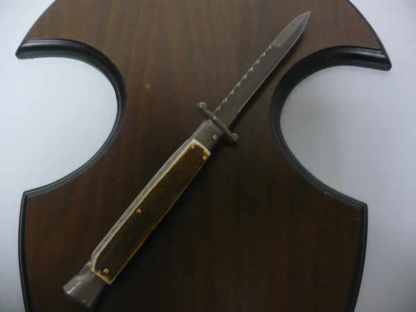 Classic swinguard - italian stiletto, coltello a scatto, 28cm - AKC World , lama damasco-dagger, corno di cervo / deer horn