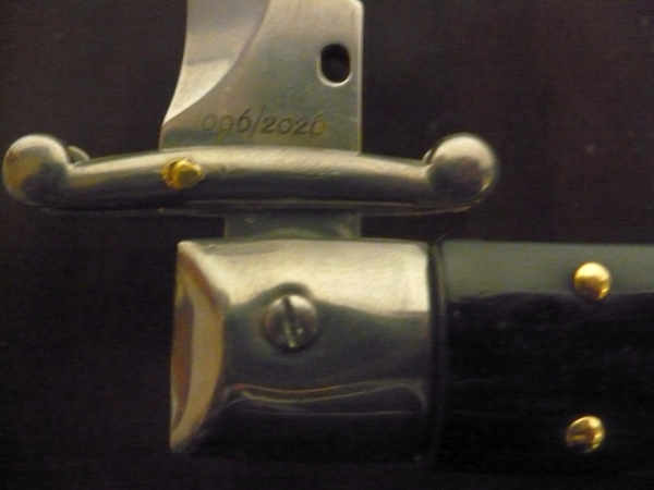Swinguard Frank Beltrame - edizione limitata - italian stiletto 28 cm - corno di bufalo scuro - lama kriss FB 550/58- 10