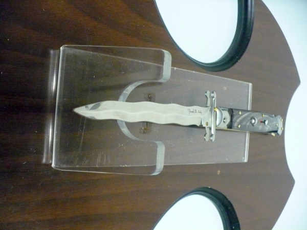 Swinguard Frank Beltrame - edizione limitata - italian stiletto 28 cm - corno di bufalo scuro - lama kriss FB 550/58- 10