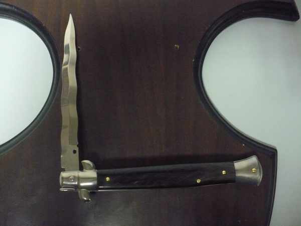 Frank Beltrame , italian stiletto , pugnale - 28 cm , corno di bufalo scuro, lama kriss, modello FB 28/58K- 12