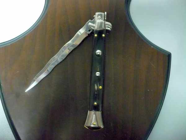 Frank Beltrame , italian stiletto , pugnale - 28 cm , corno di bufalo scuro, lama kriss, modello FB 28/58K- 12