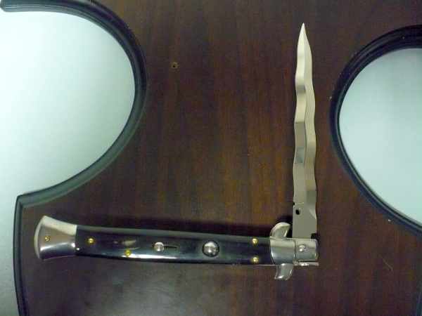 Frank Beltrame , italian stiletto , pugnale - 28 cm , corno di bufalo scuro, lama kriss, modello FB 28/58K- 12