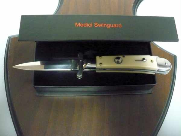 Swinguard Medici- italian stiletto, coltello a scatto, 18,50 cm - AKC World , lama dagger , imitazione d'avorio / imitation ivory - 2