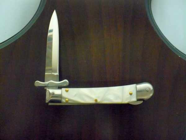 Swinguard Medici- italian stiletto, coltello a scatto, 18,50 cm - AKC World , lama dagger , imitazione madreperla / imitation mother of pearl - 1