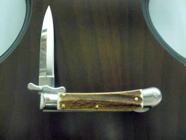 Swinguard Medici- italian stiletto, coltello a scatto, 18,50 cm - AKC World , lama dagger , corno di cervo / deer horn
