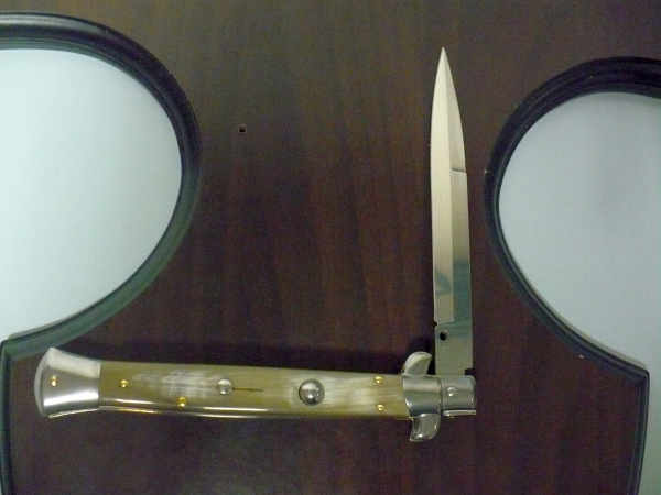 Frank Beltrame - italian stiletto, coltello a scatto, 28 cm -bufalo chiaro, lama baionetta FB 28/48B- 2
