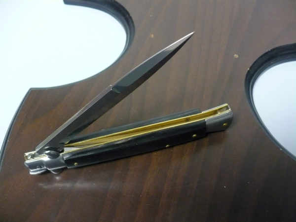 Frank Beltrame , italian stiletto , pugnale - 28 cm , corno di bufalo scuro,baionetta , modello FB 28/58B - 2
