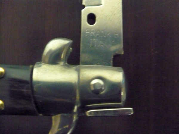 Frank Beltrame -  italian stiletto 20cm, bufalo scuro -lama baionetta - 20FB/58B - 2