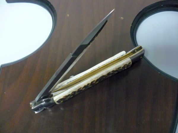 Coltello a scatto - pugnale -Frank Beltrame - italian stiletto 28 cm - corno di cervo / deer horn, lama baionetta -  FB 28/63B - 2