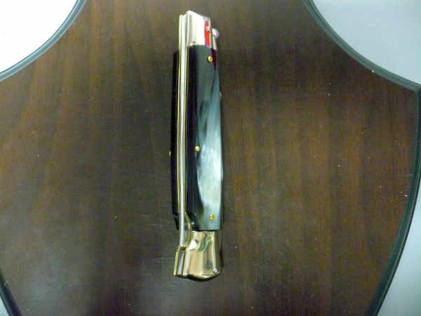 Swinguard- Famiglia Spadon- italian stiletto 23 cm - corno di bufalo brasiliano / brazilian buffalo horn - lama baionetta - 2