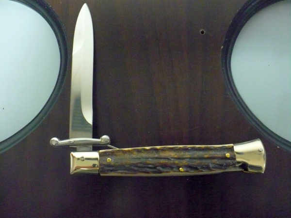 Swinguard- Famiglia Spadon- italian stiletto 23 cm - corno di cervo / deer horn - lama baionetta -2