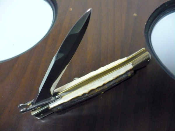 Swinguard- Famiglia Spadon- italian stiletto 23 cm - corno di cervo / deer horn - lama baionetta -2