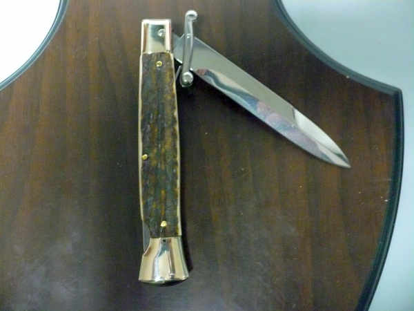 Swinguard- Famiglia Spadon- italian stiletto 23 cm - corno di cervo / deer horn - lama baionetta -2