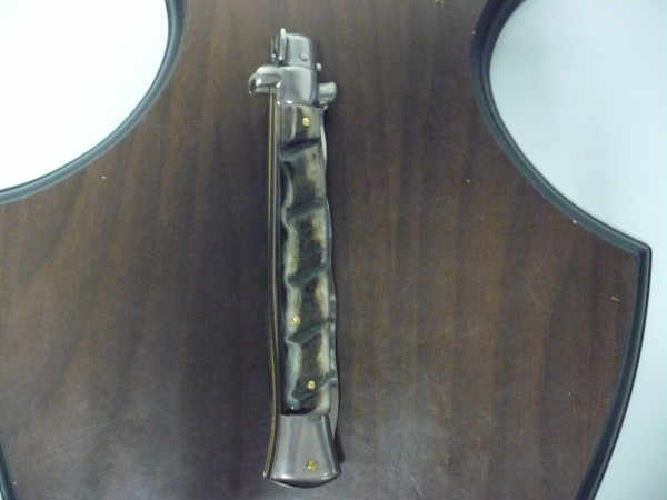 Frank Beltrame , italian stiletto - 28 cm , corno di ariete - lama kriss , modello FB 28/89K - 2