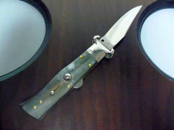 Famiglia Spadon - stiletto  calibro /20 - bufalo brasiliano - taglio classico clip point - 2