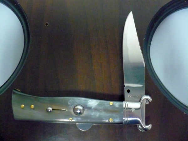 Famiglia Spadon - stiletto  calibro /20 - bufalo brasiliano - taglio classico clip point - 2