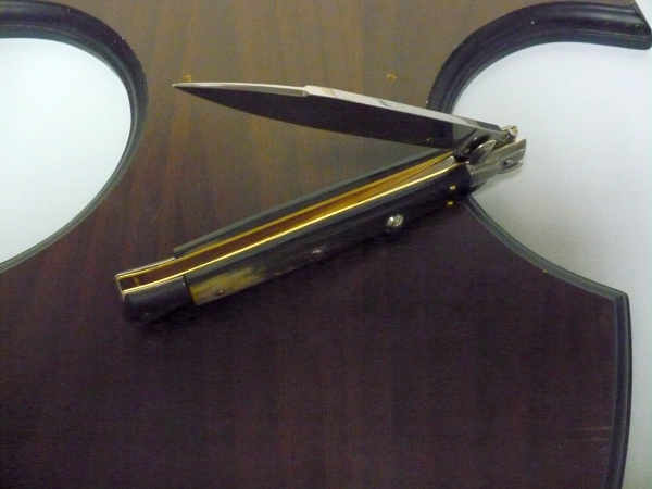 Frank Beltrame - italian stiletto, coltello a scatto, 28 cm -bufalo brasiliano, lama swedge FB 28/09Sw-2
