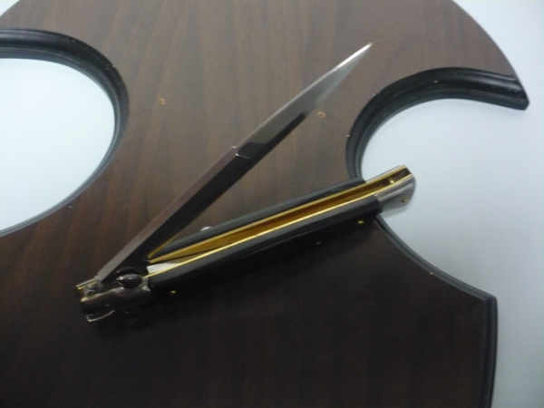 Frank Beltrame , italian stiletto , pugnale - 28 cm , corno di bufalo scuro, baionetta, modello FB 28/58B -21