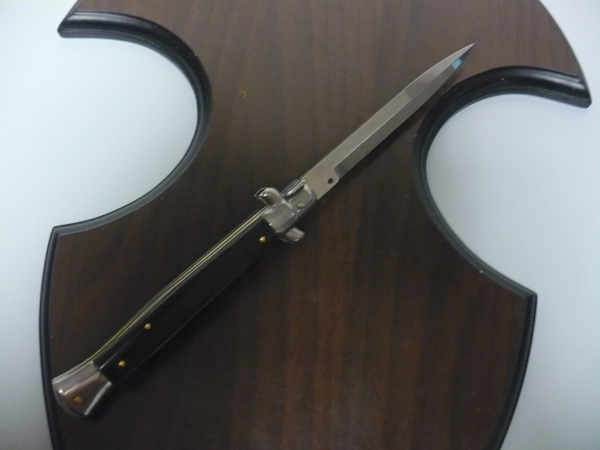 Frank Beltrame , italian stiletto , pugnale - 28 cm , corno di bufalo scuro, baionetta, modello FB 28/58B -21