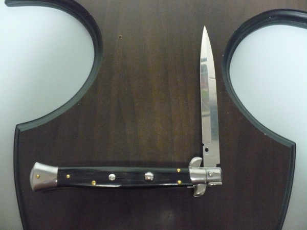 Frank Beltrame , italian stiletto , pugnale - 28 cm , corno di bufalo scuro, baionetta, modello FB 28/58B -21