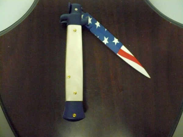 Frank Beltrame italian stiletto-23 cm imitazione di madreperla,baionetta con bandiera americana , edizione limitata - numero 29/26