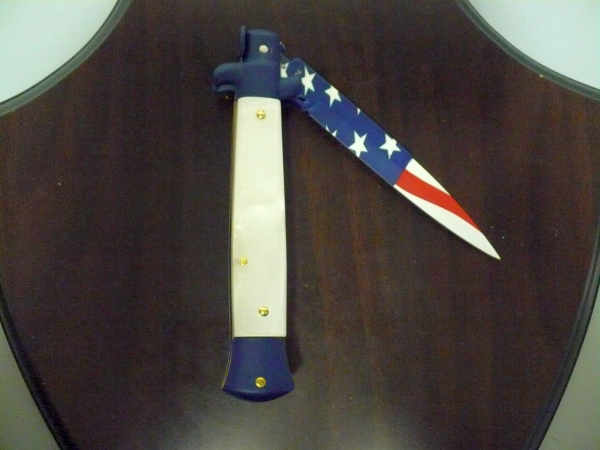 Frank Beltrame italian stiletto-23 cm imitazione di madreperla,baionetta con bandiera americana , edizione limitata - numero 50/26