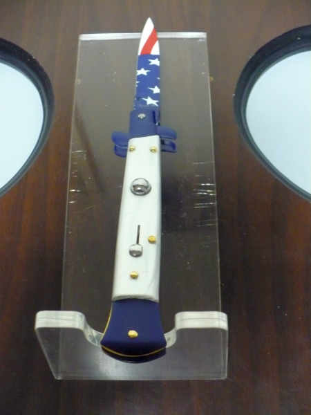 Frank Beltrame italian stiletto-23 cm imitazione di madreperla,baionetta con bandiera americana , edizione limitata - numero 50/26