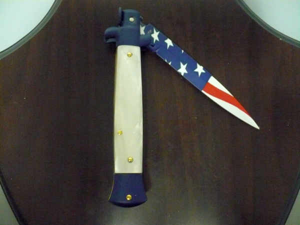 Frank Beltrame italian stiletto-23 cm imitazione di madreperla,baionetta con bandiera americana , edizione limitata - numero 49/26