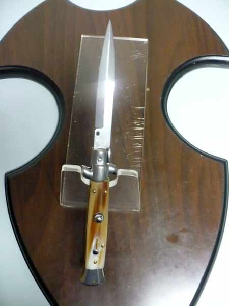 Frank Beltrame - italian stiletto , pugnale - 23 cm - corno di bufalo chiaro - lama baionetta - moddello FB 23/48B -1