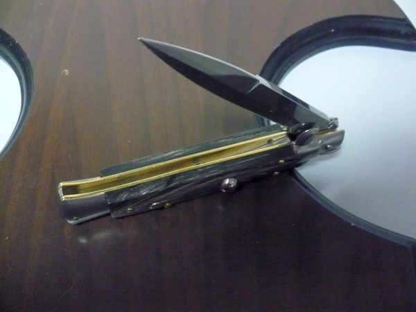 Frank Beltrame -italian stiletto - 23 cm-corno di bufalo scuro - lama baionetta  modello FB 23/58B-4