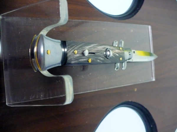 Frank Beltrame -italian stiletto - 23 cm-corno di bufalo scuro - lama baionetta  modello FB 23/58B-4