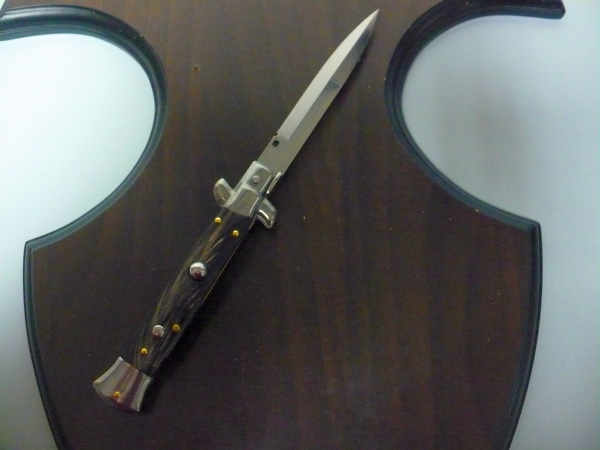 Frank Beltrame -italian stiletto - 23 cm-corno di bufalo scuro - lama baionetta  modello FB 23/58B-4