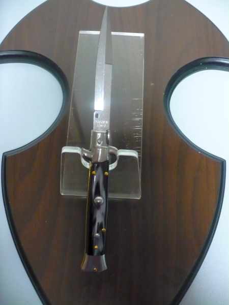 Frank Beltrame ,Italian stiletto, coltello a scatto -pugnale 23 cm acrilico -imitazione di bufalo scuro, lama baionetta
