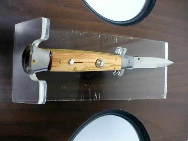 Frank Beltrame-23cm- coltello a scatto - pugnale -legno di olive / olive wood- modello FB 23/94B - 7