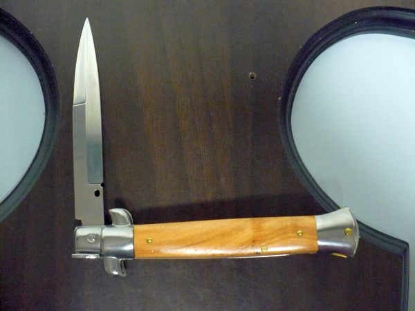 Frank Beltrame-23cm- coltello a scatto - pugnale -legno di olive / olive wood- lama baionetta modello FB 23/94B - 2
