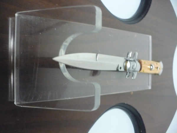 Frank Beltrame-23cm- coltello a scatto - pugnale -legno di olive / olive wood- lama baionetta modello FB 23/94B - 2