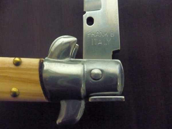 Frank Beltrame-23cm- coltello a scatto - pugnale -legno di olive / olive wood- modello FB 23/94B - 11