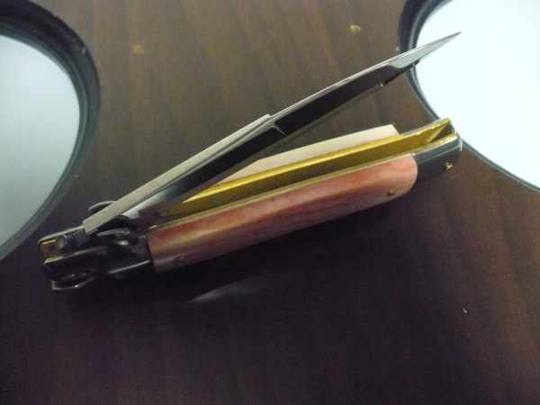 Frank Beltrame, italian stiletto- 23 cm, osso di cammello invecchiato in liguido di anilina 20 anni, baionetta - 4