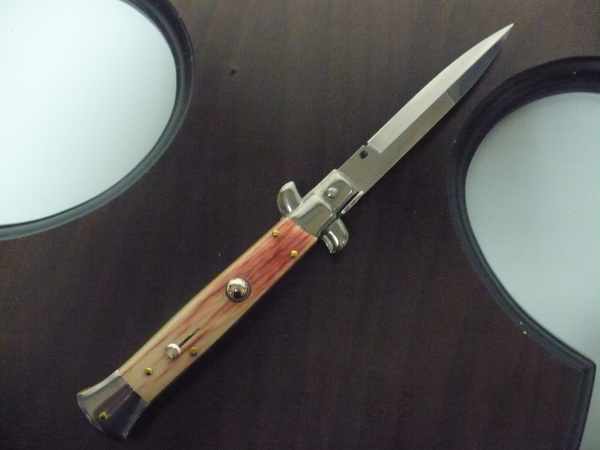 Frank Beltrame, italian stiletto- 23 cm, osso di cammello invecchiato in liguido di anilina 20 anni, baionetta - 4