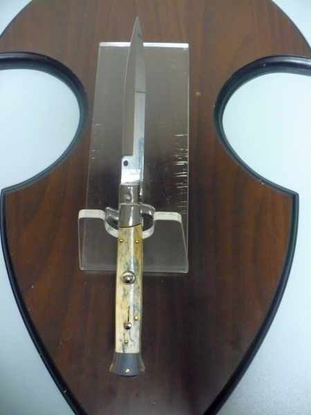 Frank Beltrame, italian stiletto- 23 cm, osso di cammello invecchiato 10 anni, baionetta - 2