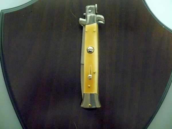 Frank Beltrame, italian stiletto- 23 cm, osso di struzzo, lama baionetta  FB 23/97B