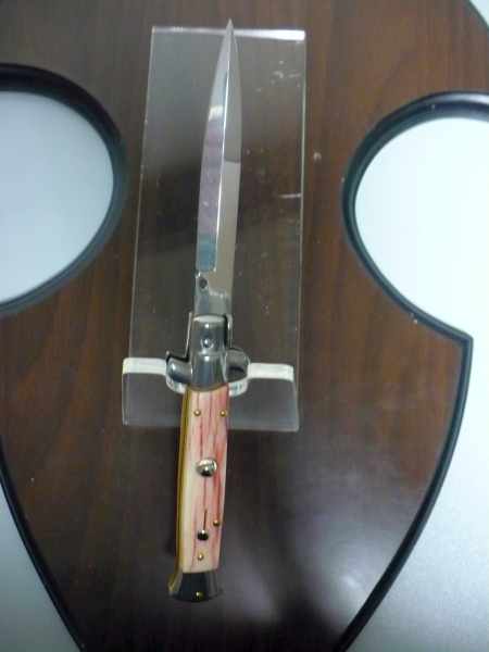 Frank Beltrame, italian stiletto- 23 cm, osso di cammello invecchiato in liguido di anilina 20 anni, baionetta - 3