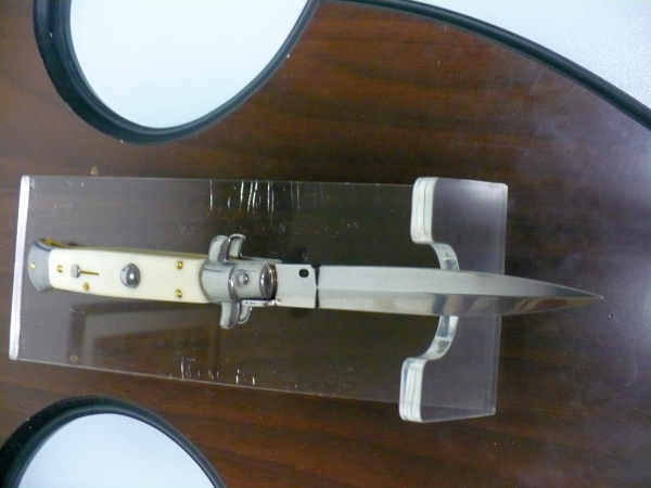 Frank Beltrame italian stiletto - 23 cm imitazione d'avorio - lama dagger - modello FB 23/91D