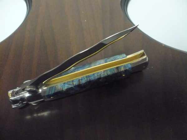 Picklock - Frank Beltrame - Italian stiletto -pugnale 23cm, lama kriss- legno di radica colorata blu FB  P23/98 - 11