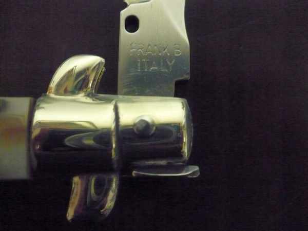 Picklock - Frank Beltrame - Italian stiletto -pugnale 23cm, lama kriss- corno di bufalo chiaro FB  P23/48- 7