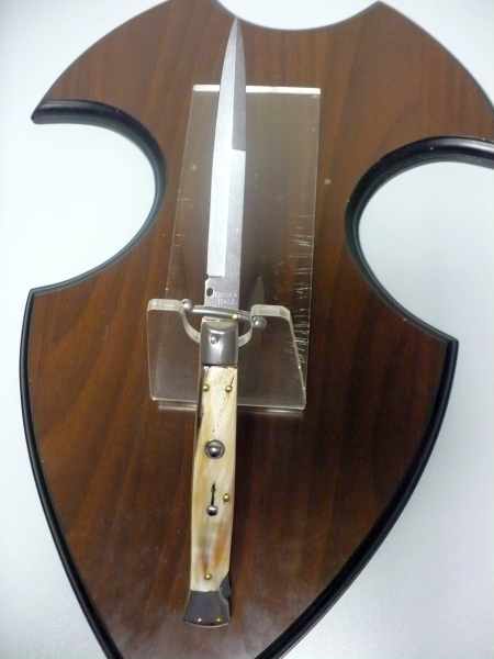 Swinguard Frank Beltrame - italian stiletto 28 cm - bufalo bicolore / two-tone buffalo horn - baionetta  FB 550/48/58BB