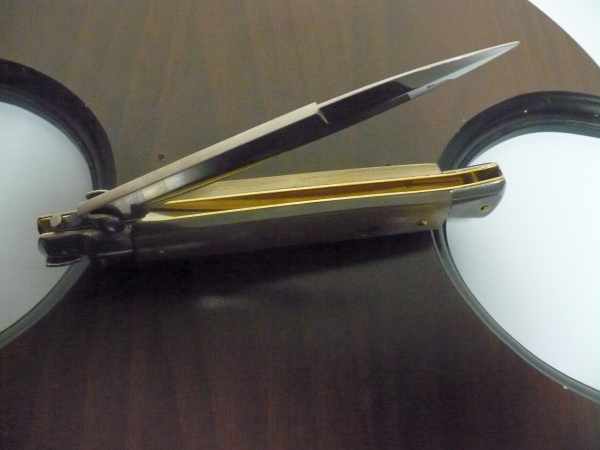 Frank Beltrame - italian stiletto, coltello a scatto, 28cm -bufalo chiaro, lama baionetta  FB 28/48B- 2