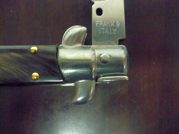 Frank Beltrame , italian stiletto , pugnale - 28 cm , corno di bufalo scuro, lama baionetta, modello FB 28/58B- 12
