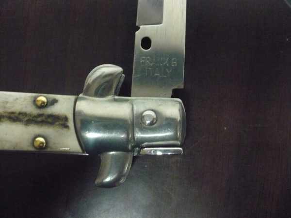 Coltello a scatto - pugnale -Frank Beltrame - italian stiletto 28 cm - corno di cervo / deer horn, lama baionetta -  FB 28/63B - 2